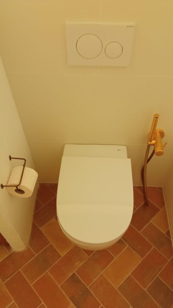 Baño funcional y moderno