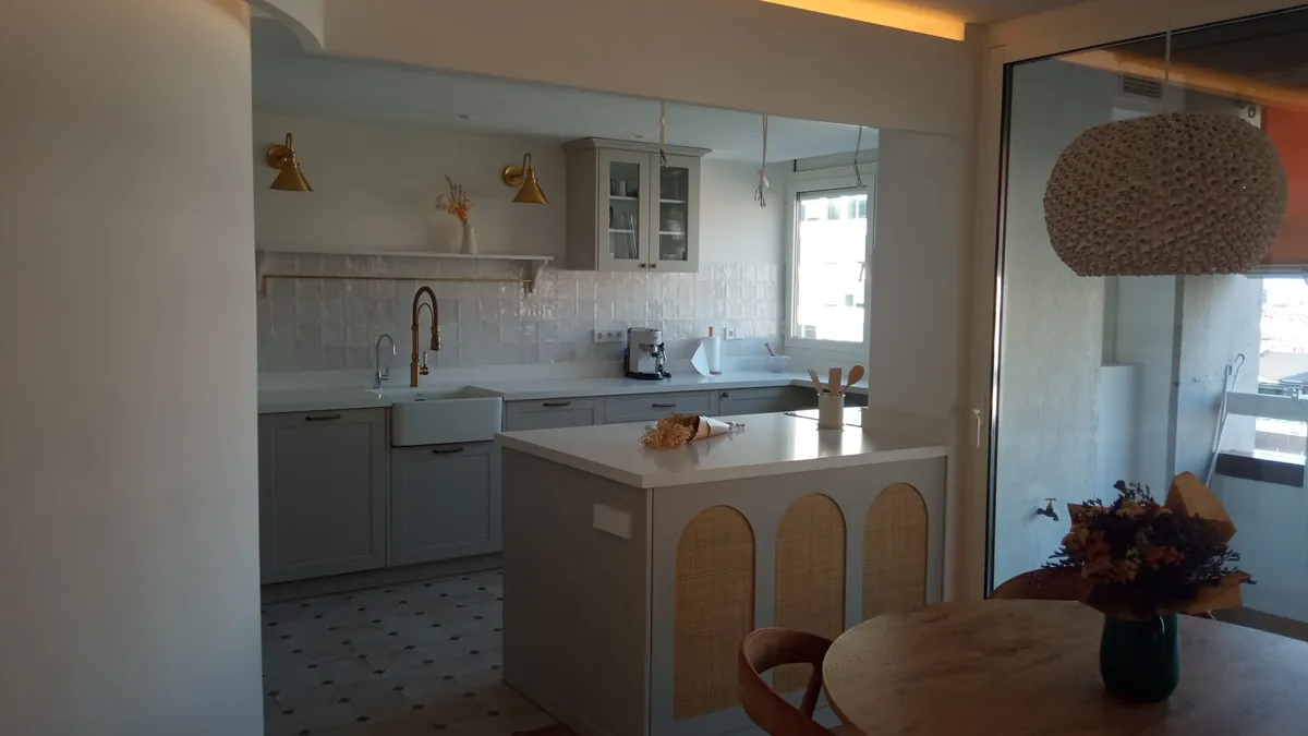 Reforma de cocina en Sarrià, Barcelona por Roblasa